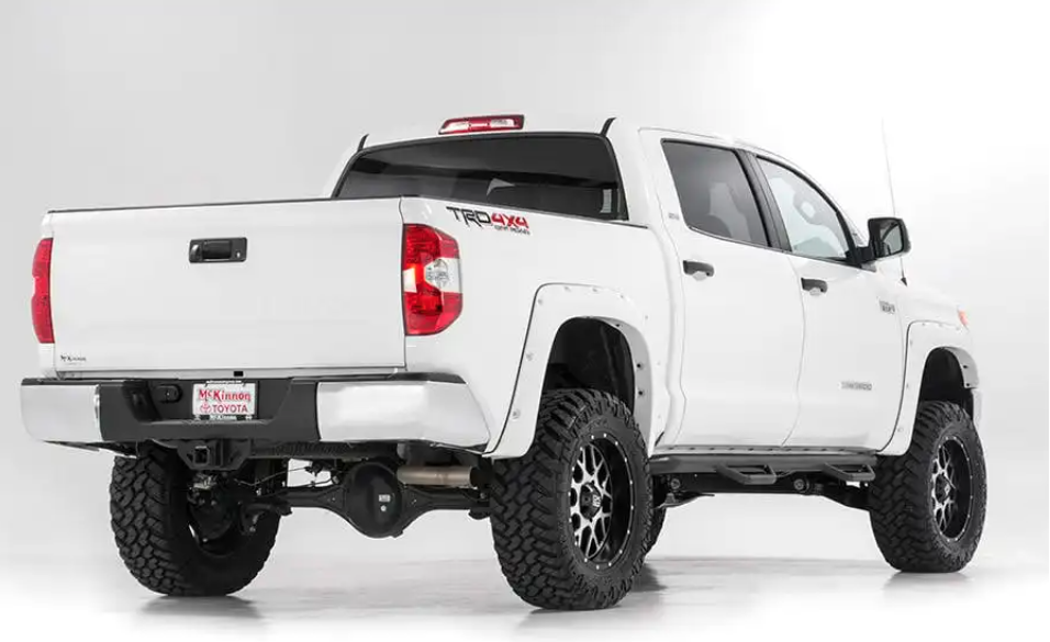 Rough Country 6 Inch Lift Kit Toyota Tundra 2WD/4WD (2016-2021)