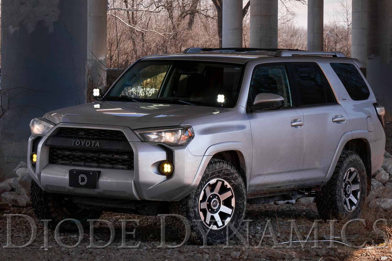 2014_toyota_4runner_ss3_ditch_light_ss3_fog_creative_angled_on.jpg