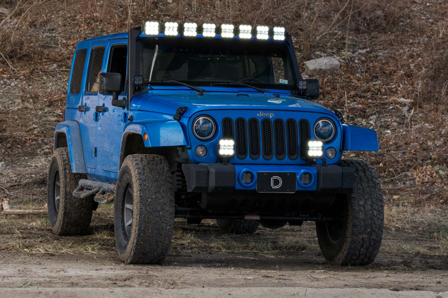 2015_jeep_jk_ss5_angled_windshield_grille_creative_on_1.jpg