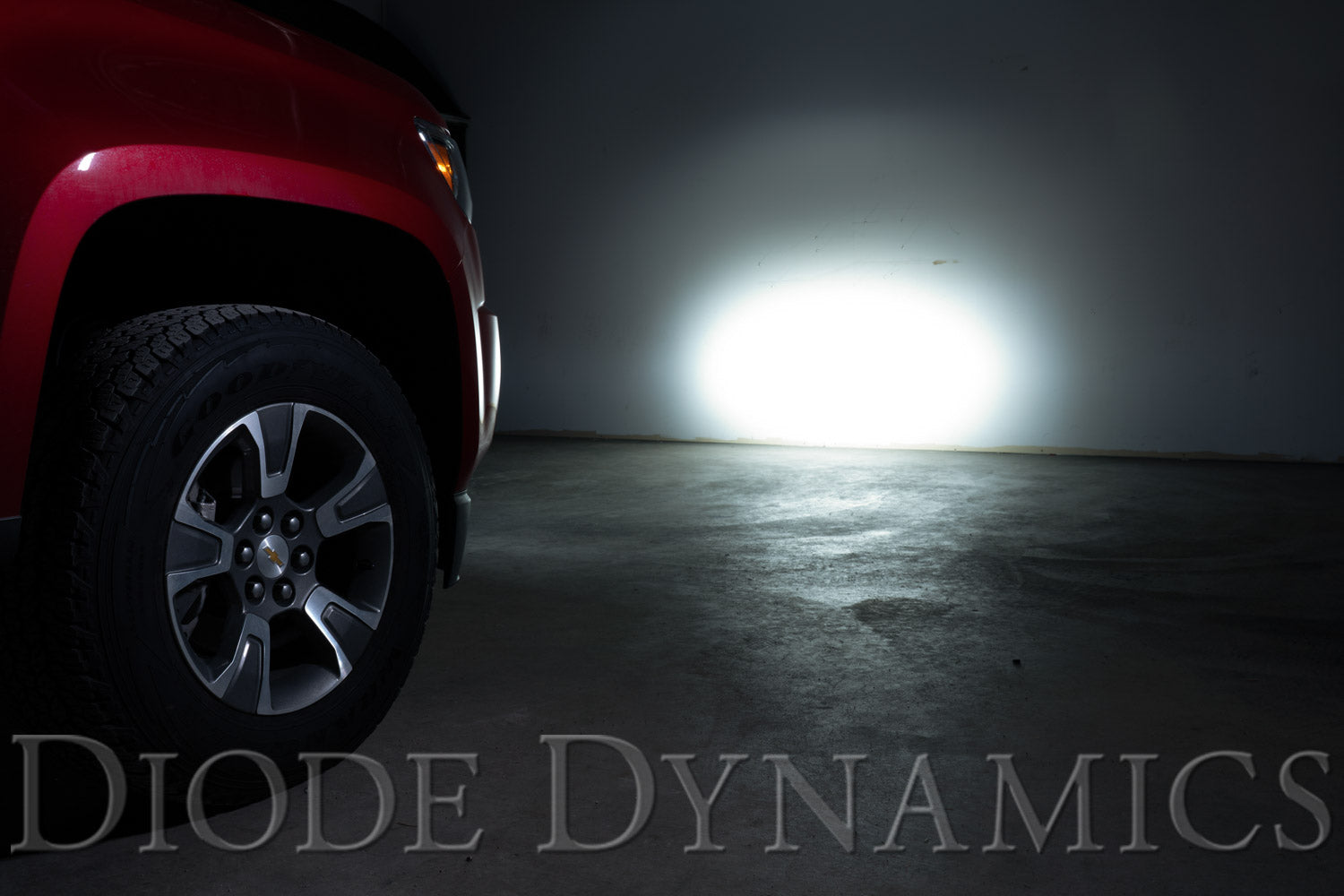 2018_chevy_colorado_wall_stealth.jpg