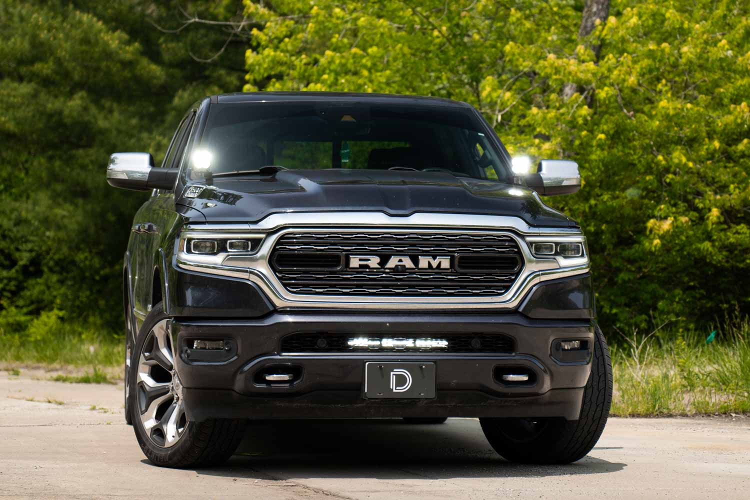 2019_ram_1500_limited_creative_angled_stealth_on_12.jpg