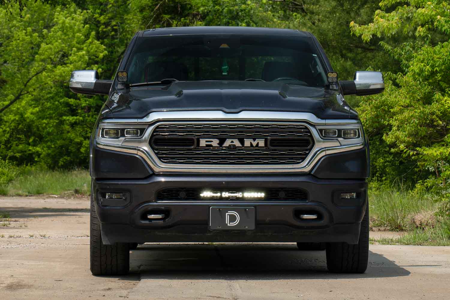 2019_ram_1500_limited_creative_straight_stealth_on.jpg