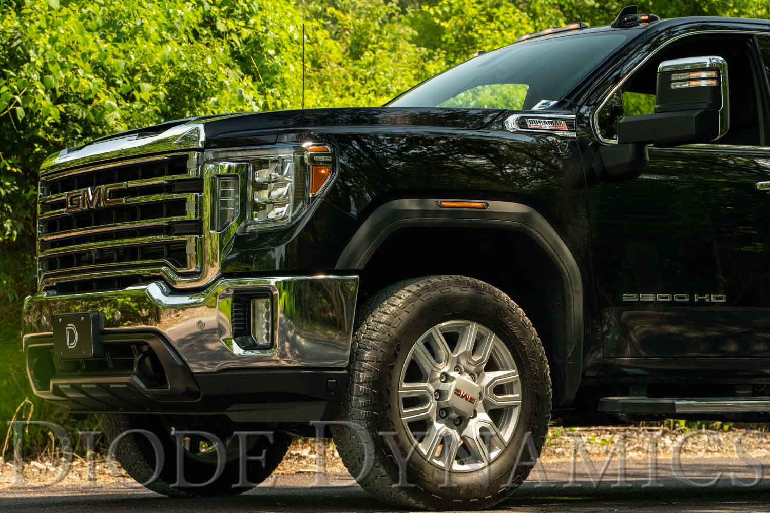 2021_gmc_sierra_hd_sidemarkers_creative_smoked__medium_on_1_b.jpg