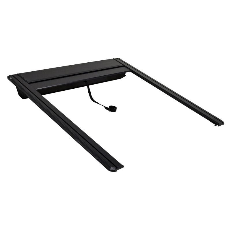 Westin 19-26 GM  Silverado/Sierra 1500 5ft 8in Bed Manual Retractable Tonneau Cover - Black