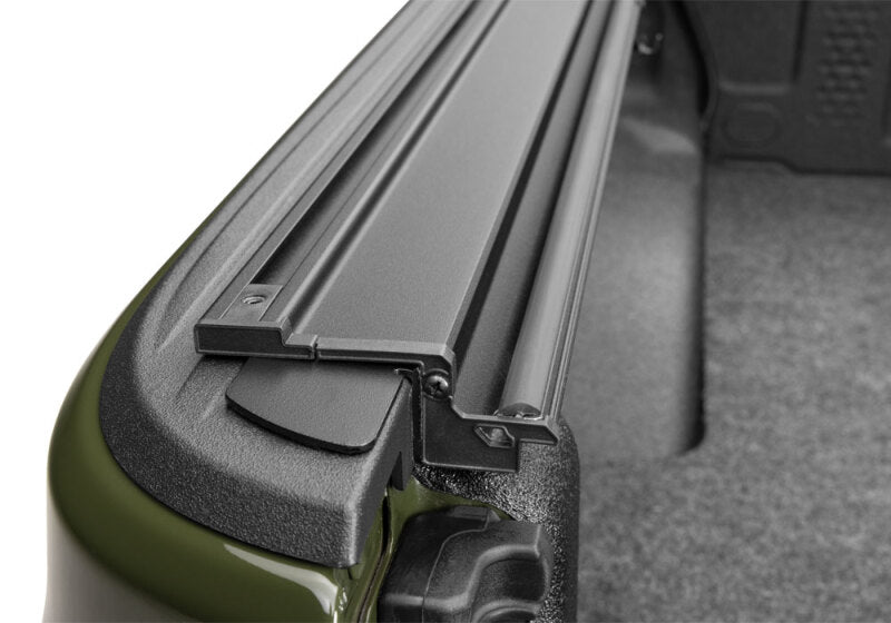 BAK 15-20 Ford F-150 5.7ft. Bed BAKFlip MX4 TS