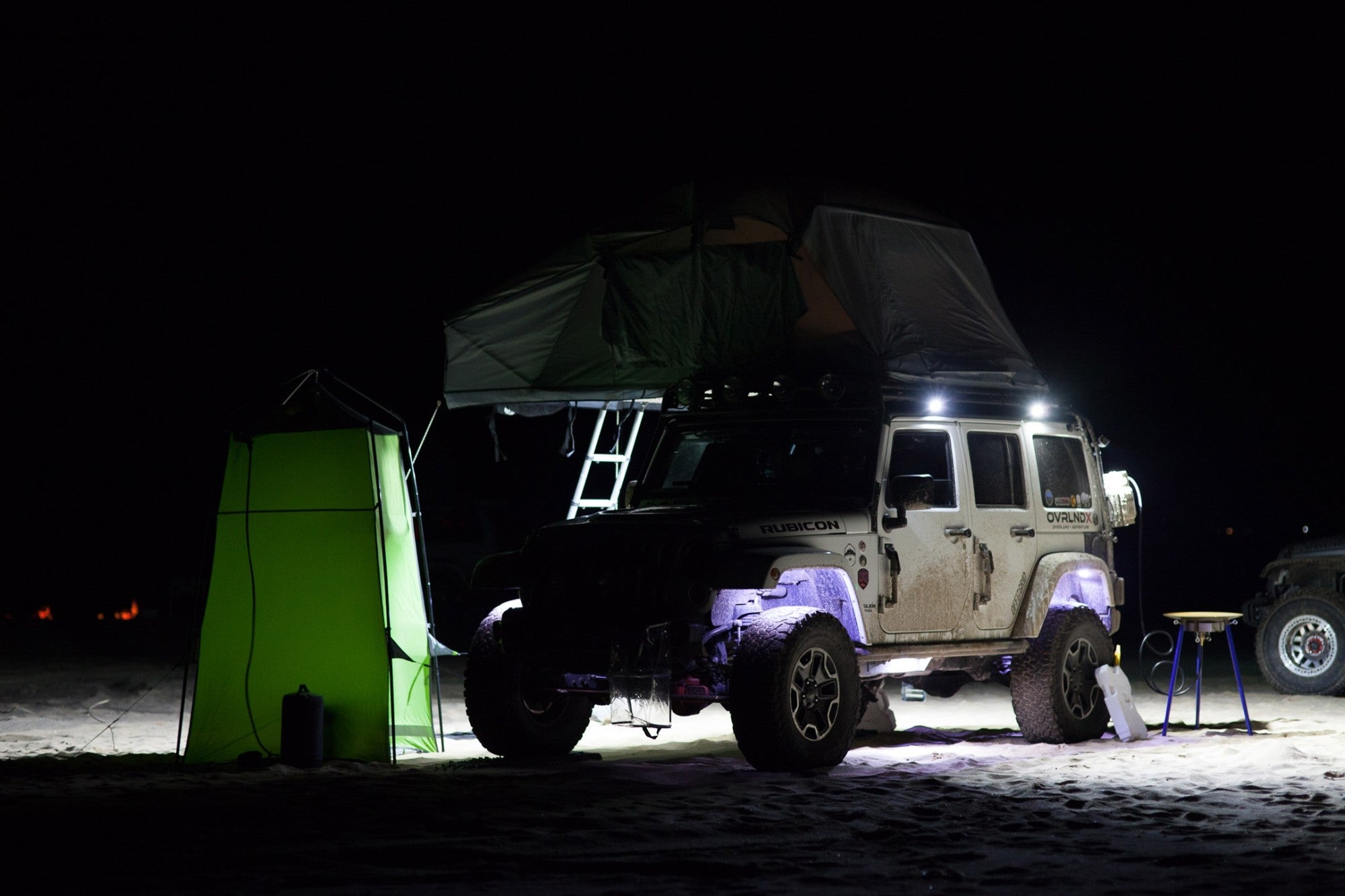 519_Aux_Light_14.jpg