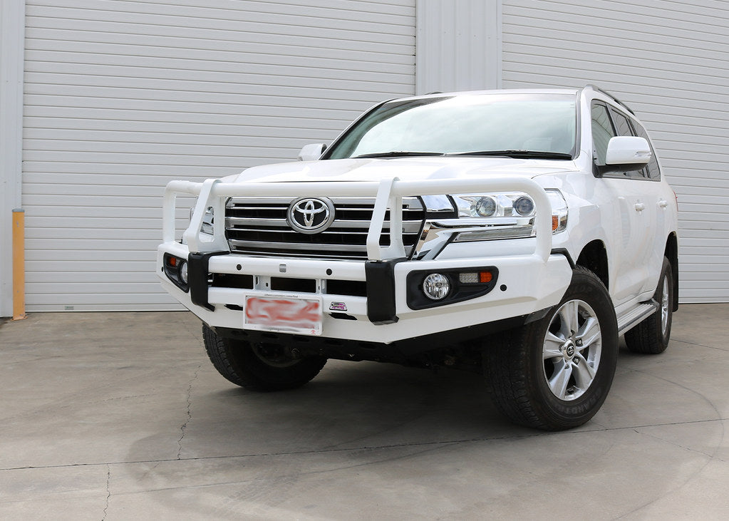 DOBINSONS BULL BAR BLACK DELUXE FOR TOYOTA LAND CRUISER 200 SERIES 2016+ - BU59-3714