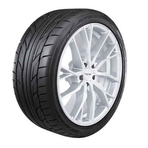 NT555 G2 285/35R22 106W XL 29.8