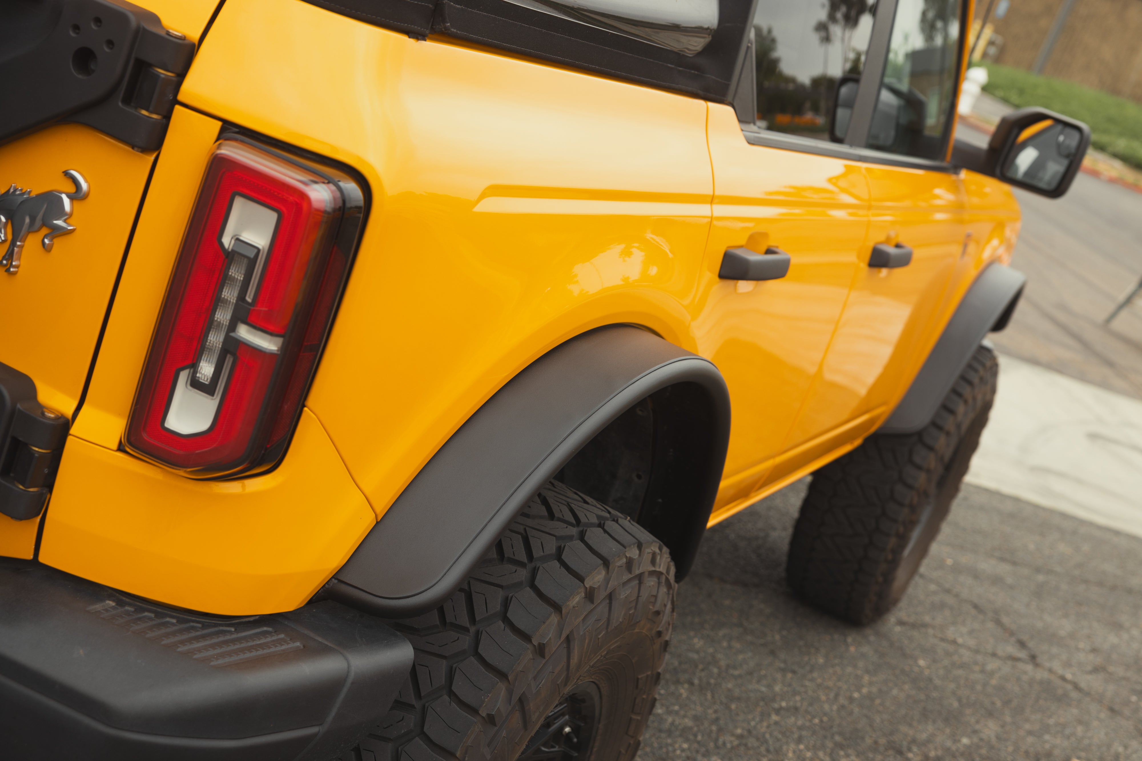 SB-Bronco-Fenders-09.JPG