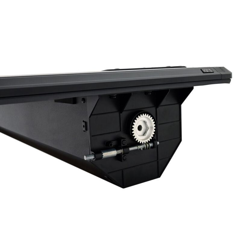 Westin 15-26 Ford F-150 / 22-26 Ford  F-150 Lightning 5ft 5in Bed Manual Retractable Tonneau Cover