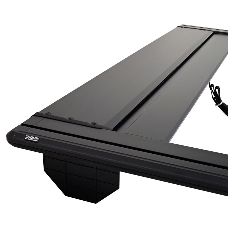 Westin 19-26 GM  Silverado/Sierra 1500 5ft 8in Bed Manual Retractable Tonneau Cover - Black
