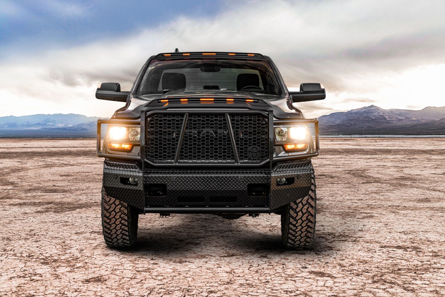 sema-2023-ford-superduty-11042023-lifestyle-02.jpg