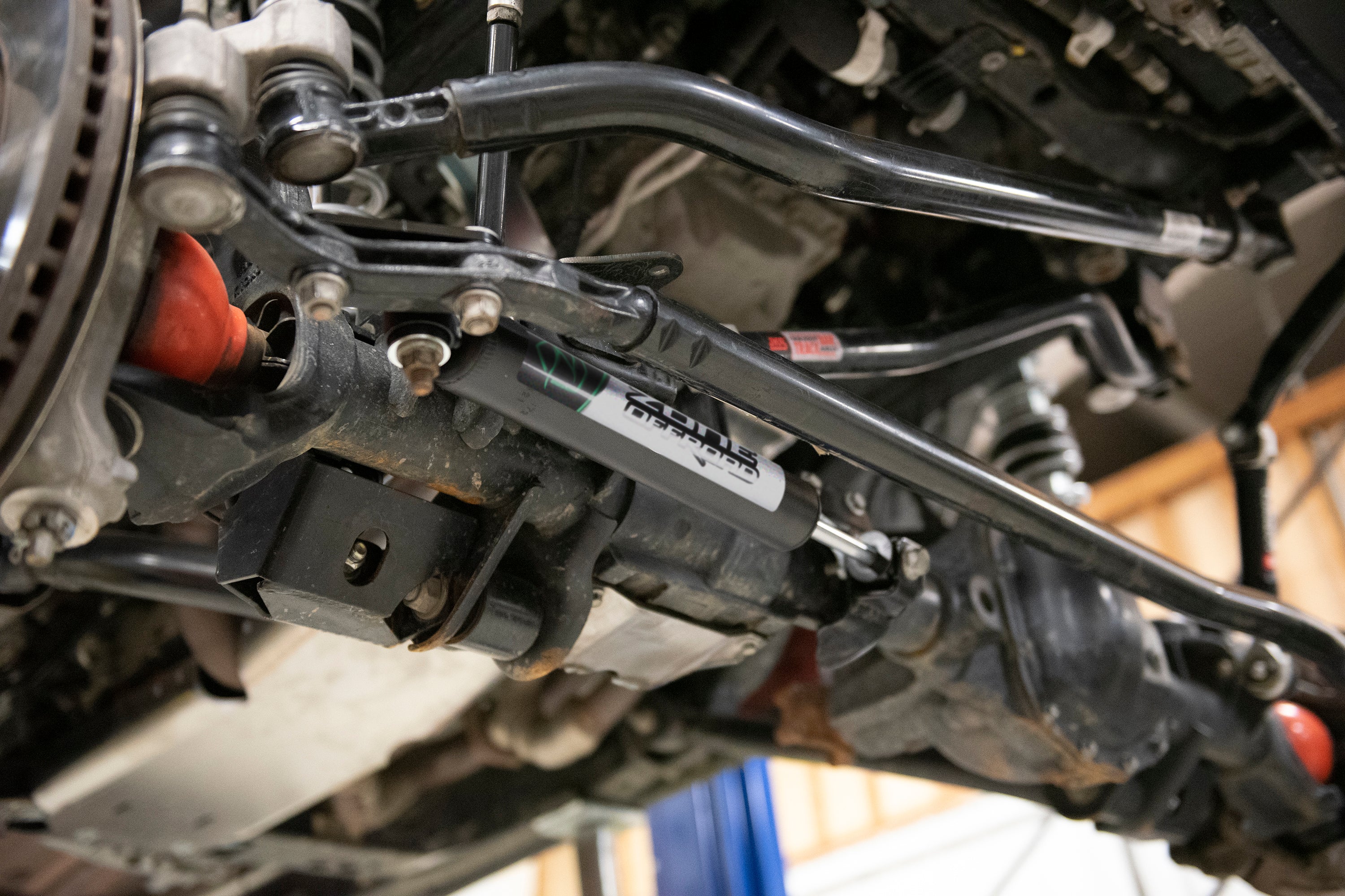zone_7420_jeep_steering_stabilizer_rotation_2.jpg