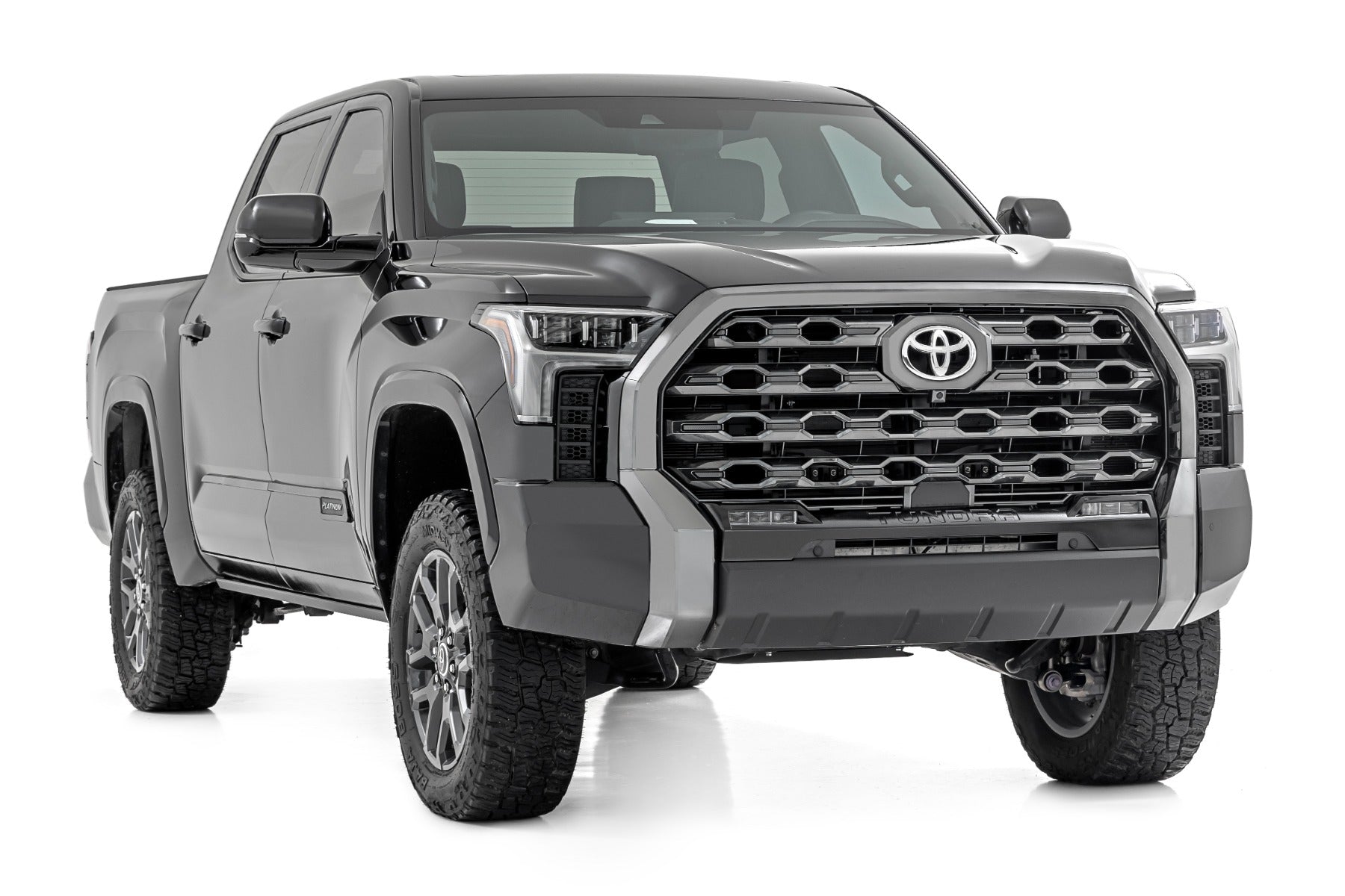 Rough Country 3.5 INCH LIFT KIT TOYOTA TUNDRA 4WD (2022-2023) 71300